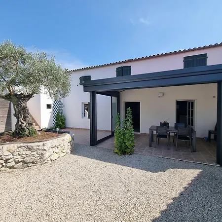 Casa vacanze En Famille à Avail *